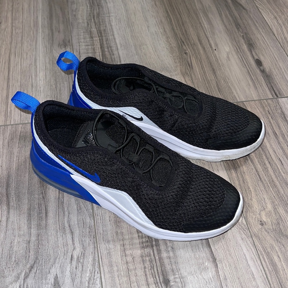 Nike Air Boys Shoes